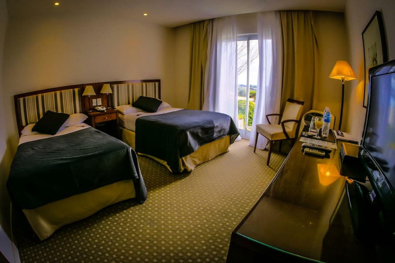 Elegance Hotel Tandil Camera foto