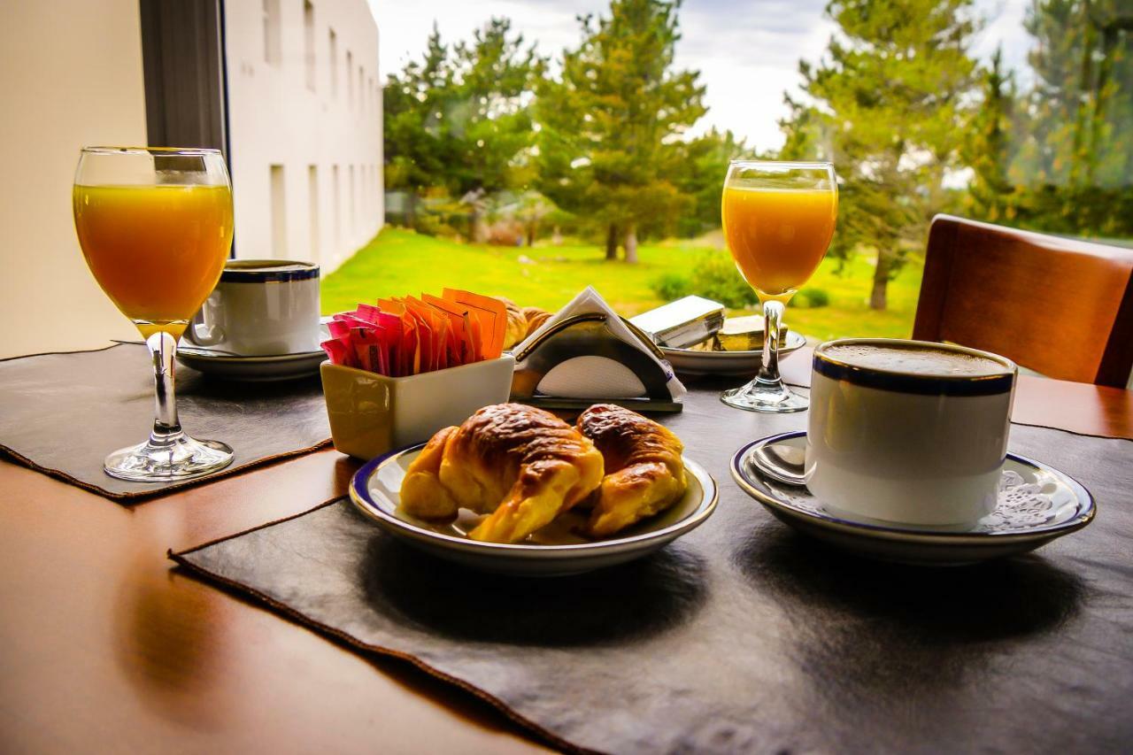 Elegance Hotel Tandil Esterno foto