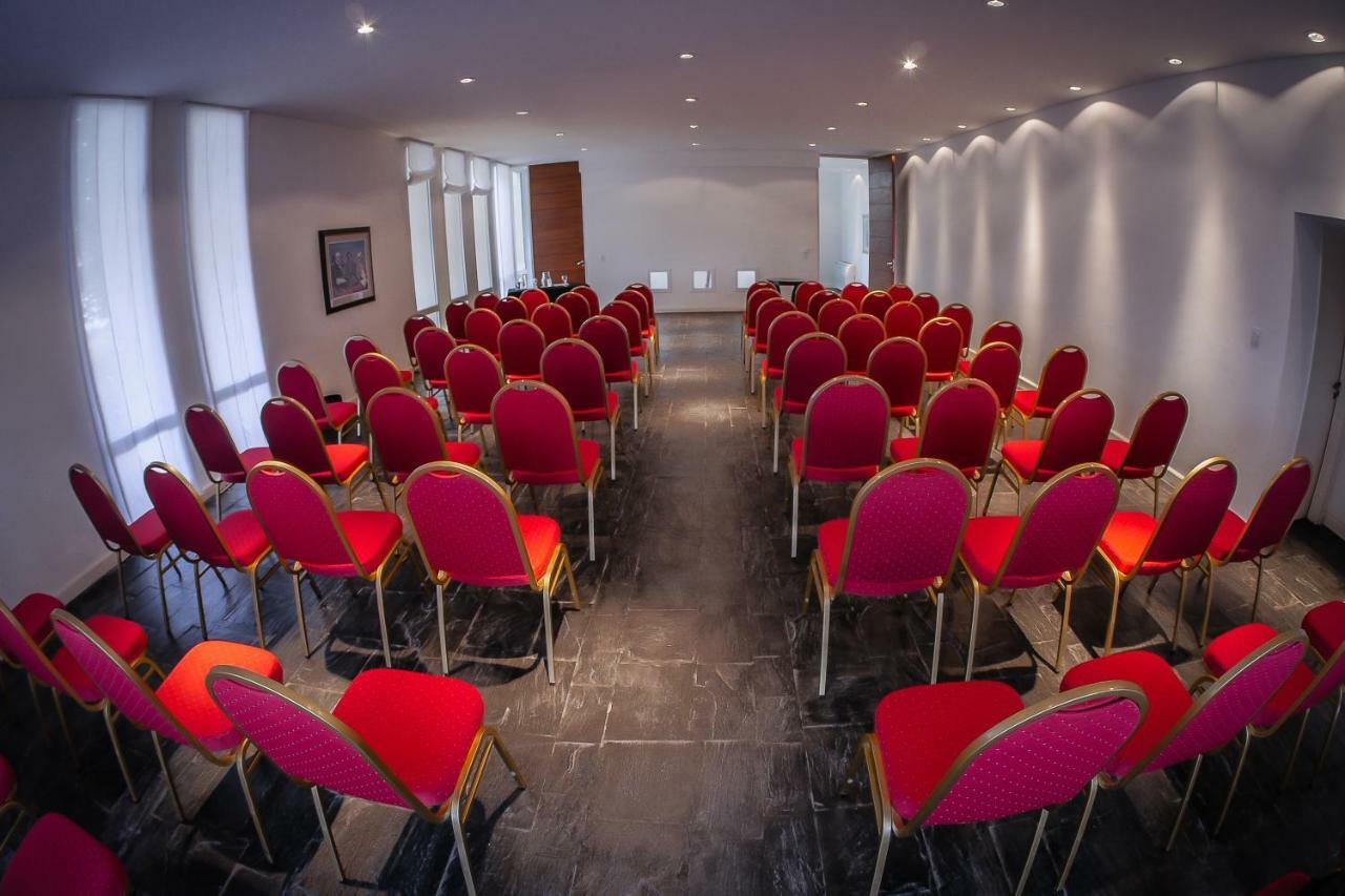 Elegance Hotel Tandil Esterno foto