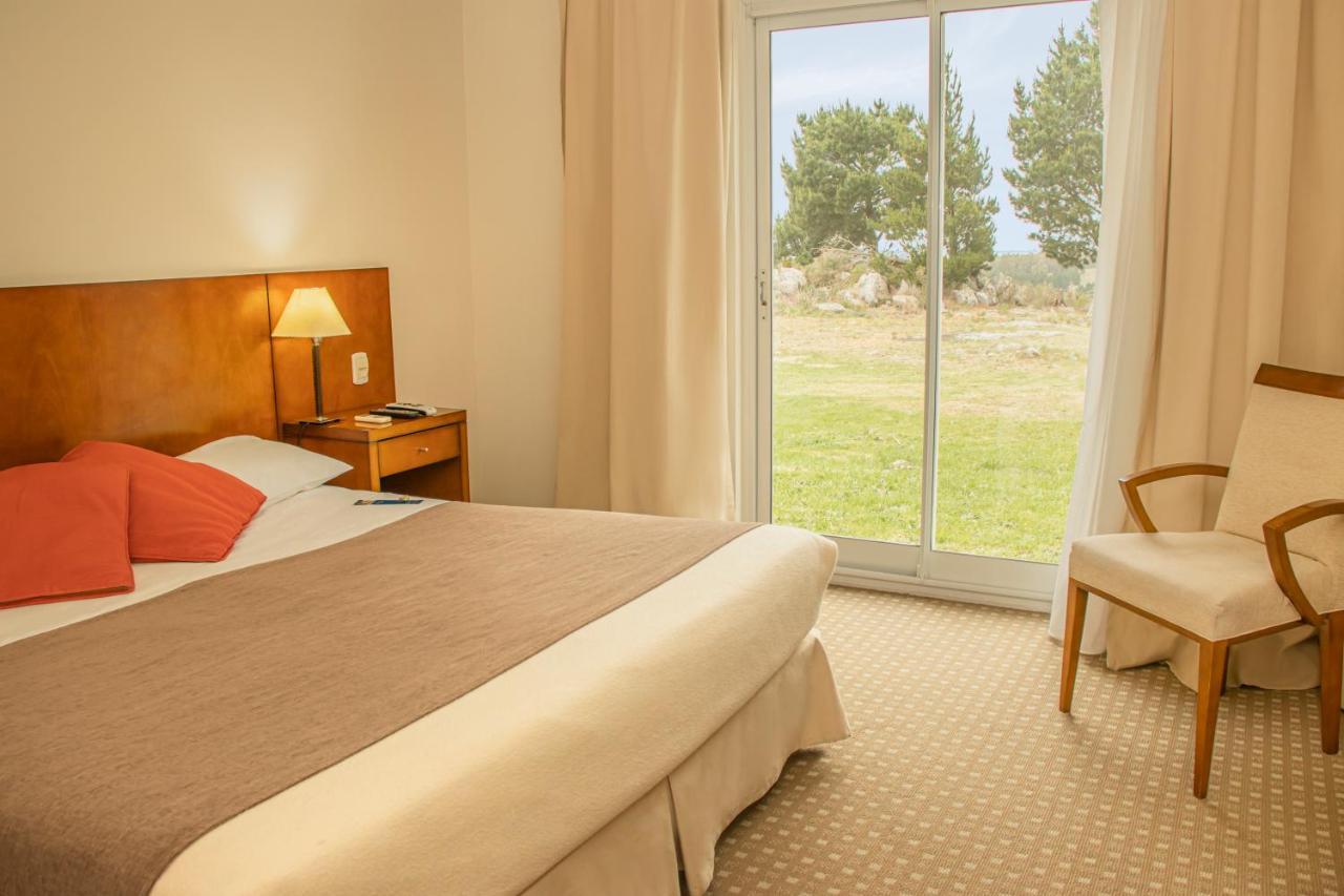 Elegance Hotel Tandil Esterno foto